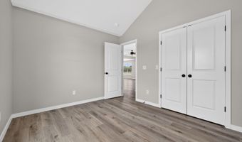 420 Beavertail Rd, Ash Grove, MO 65604