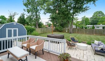 6626 CAVALIER Dr, Alexandria, VA 22307