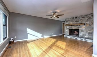 31 Prindle Ave, Ansonia, CT 06401