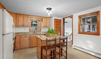 7 George St, Barnstable, MA 02630