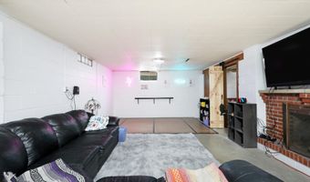 1428 Curtiss Ave, Ames, IA 50010