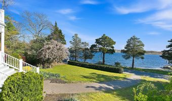 159 Harbor Inn Rd, Bayville, NJ 08721