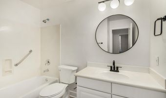 925 W SAN MARCOS Dr, Chandler, AZ 85225