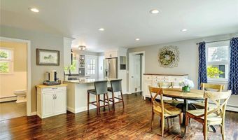 63 Pendar Rd, North Kingstown, RI 02852