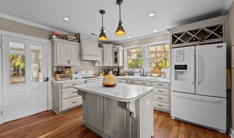 1247 Main St Ex St, Aurora, NC 27806