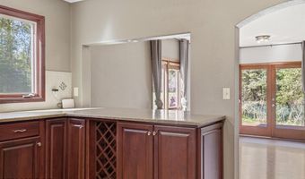 13340 Bainbridge Rd, Anchorage, AK 99516