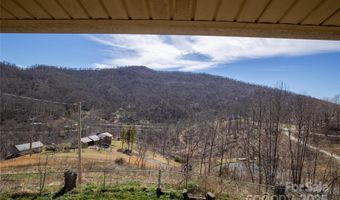 1306 Fork Mountain Rd, Bakersville, NC 28705