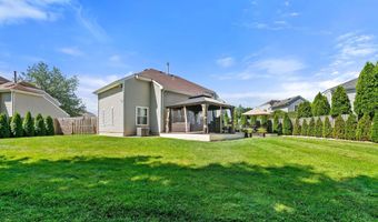 210 Kentucky Way, Freehold, NJ 07728