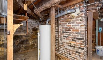 13134 Broadway St, Alden, NY 14004
