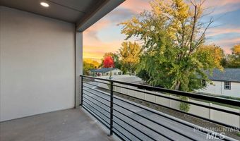 3243 W Moore St, Boise, ID 83702