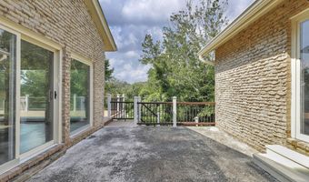 1 PINEY MEETINGHOUSE Ct, Potomac, MD 20854
