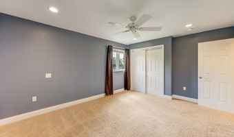 200 Cobb Rd, Aurora, IN 47001