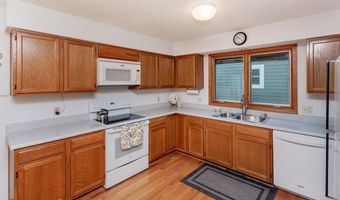 3806 Columbine Ave, Ames, IA 50010