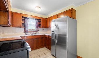 275 Hallam Rd, Amwell, PA 15301