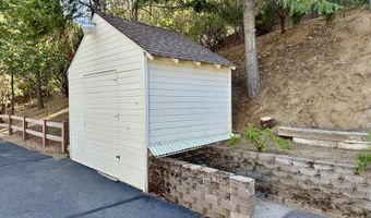 197 Timberlake Dr, Ashland, OR 97520