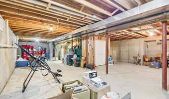 21 ORCHID Ln, Barnegat, NJ 08005