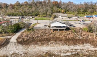 617 Green Blvd, Aurora, IN 47001