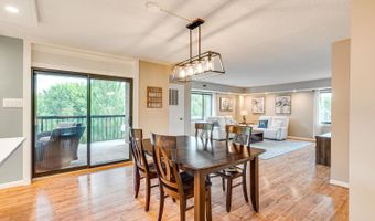 200 N PICKETT St 308, Alexandria, VA 22304