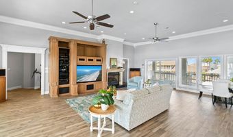 134 Bay Harbor Dr, Aransas Pass, TX 78336