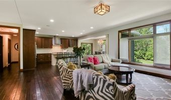 904 Timber View Dr, Altoona, WI 54720
