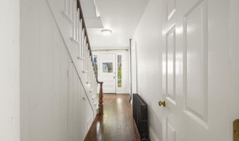 9 Pleasant St, Bath, ME 04530