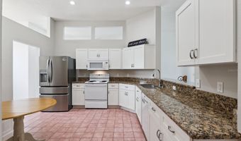 808 LAKE JACKSON Cir, Apopka, FL 32703