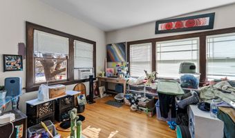 709 10th St NE, Austin, MN 55912
