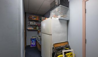910-912 BROADWAY, Bayonne, NJ 07002