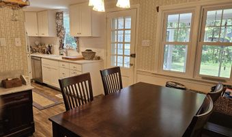 10 Wilkie Blvd, Beesleys Point, NJ 08223