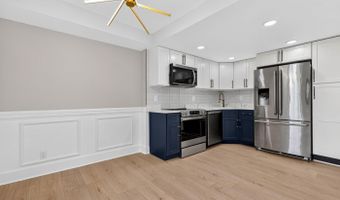 1401 N RHODES St 604, Arlington, VA 22209