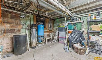 5869 Beechwood Ave, Alliance, OH 44601