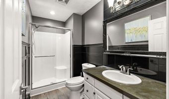 9820 Snow Pointe Dr SE, Alto, MI 49302