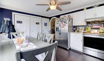 33 Maple Leaf Rd, Burrillville, RI 02826