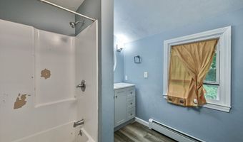 48 Central St, Auburn, MA 01501