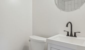 104 W HEATH St, Baltimore, MD 21230