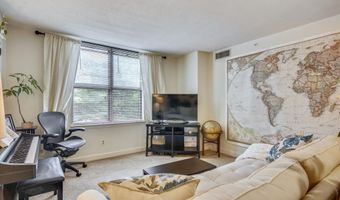 5000 BATTERY Ln 202, Bethesda, MD 20814