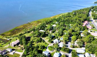 40 Myrtle St, Apalachicola, FL 32320