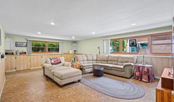21 N Waterman Ave, Arlington Heights, IL 60004