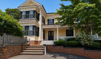 55 Academy St, Arlington, MA 02476