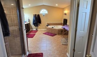 1502 Hillcrest Ct, Atchison, KS 66002