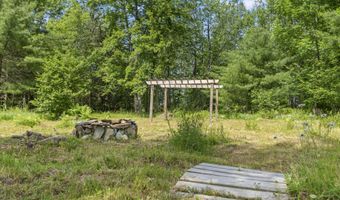 11 Old County Rd, Appleton, ME 04862