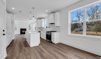 1 Southern Blvd, Bayville, NJ 08721