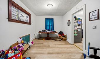 618 W 57th St, Ashtabula, OH 44004