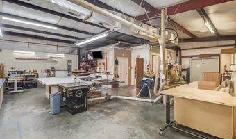 12450 Shortcut Rd, Biloxi, MS 39532