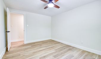 19121 Brewster Rd, Aurora, OH 44202