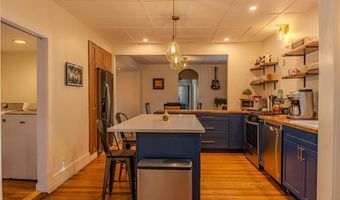 726 Washington St, Coventry, RI 02816