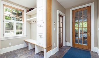 170 Lloyd Rd, North Kingstown, RI 02874