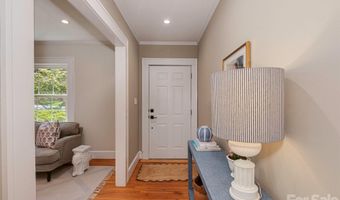 1323 Goodwin Ave, Charlotte, NC 28205