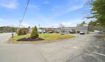 8 Chestnut Dr, Bedford, NH 03110