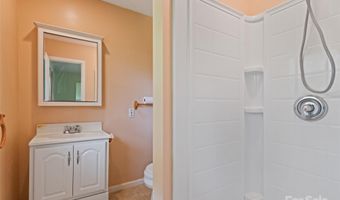 14 Fieldcrest Rd, Arden, NC 28704